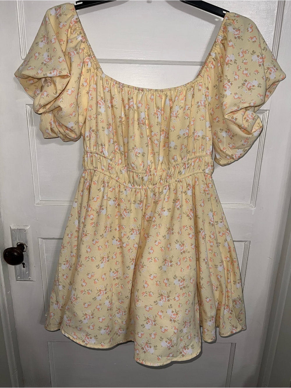 Yellow Floral Puff-Sleeve Dress with tulle underskirt